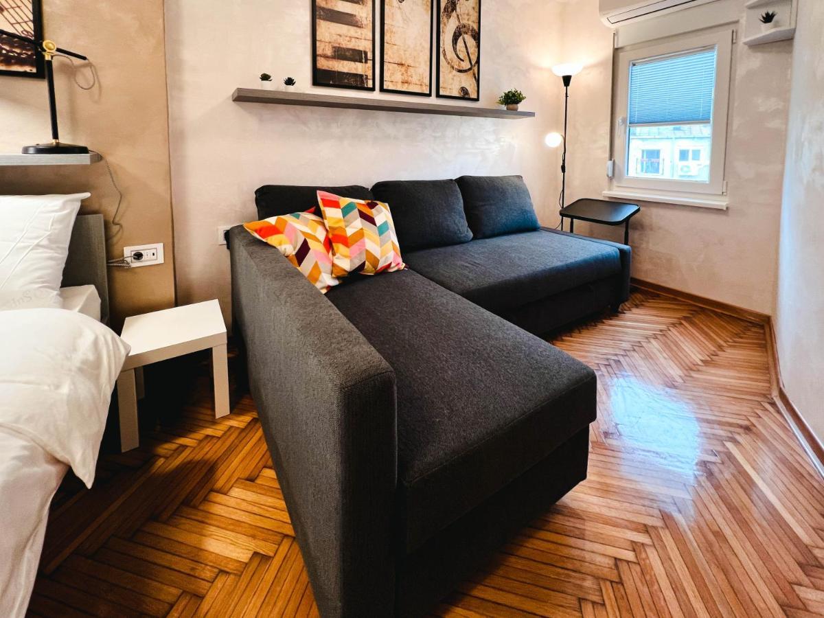 Old Town Luxury Suites Belgrade Exterior photo